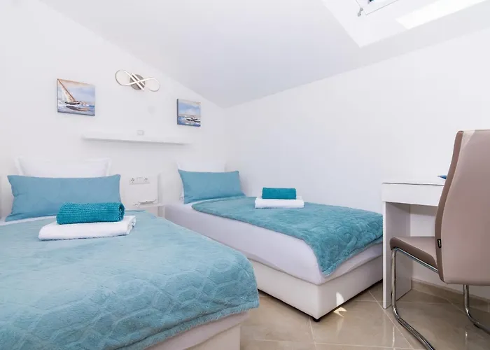 Nikaroni-3 By Interhome