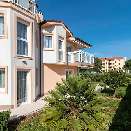 Apartment Nikaroni-3 By Interhome Trogir